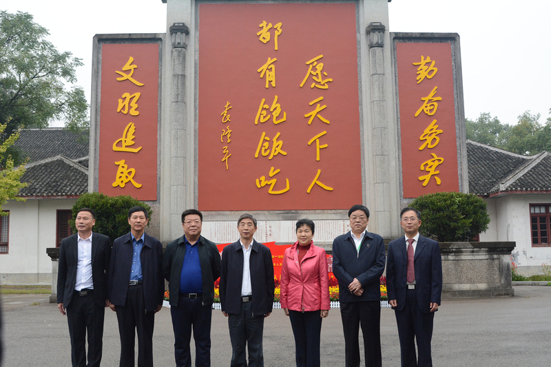 1634289930462019714.jpg DSC_6302.jpg