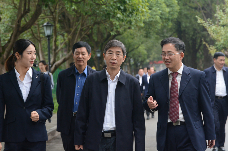 1634289959927016977.jpg DSC_6345.jpg